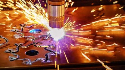 執信環保激光切割煙霧過濾器廠家，帶您了解激光切割技術的前世今生！